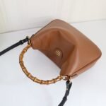 Gucci Diana Medium Shoulder Bag - Image 3