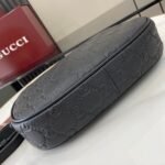 GG Emblem small shoulder bag - Image 4