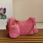 Prada Re-Edition Shoulder Bag Imitation in Pink - Image 7