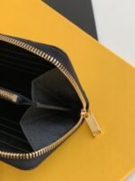 Saint Laurent MONOGRAMS PROMOTIONS - Image 4