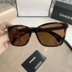 CHANEL Sunglasses - Image 7