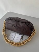 Fake Bottega Veneta The Chain Pouch Bag Fondant - Image 8