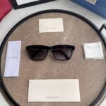 Gucci classic sunglasses