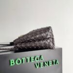 Replica Bottega Veneta Small Andiamo Bag Fondant - Image 7