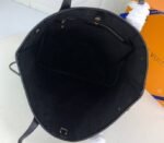 Louis Vuitton Neverfull MM Tote In Black - Image 5