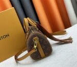 Louis Vuitton Monogram Dust Canvas Keepall Bandouliere 25 City Bag In Aged Natural - Image 3