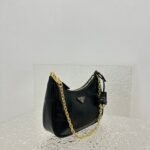 Re-Edition Leather bag - Image 9