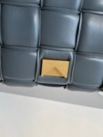 Top Quality Imitation Bottega Veneta Padded Cassette Bag In Thunder - Image 2
