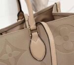 Louis Vuitton Monogram Empreinte Giant Onthego GM Tote In Beige - Image 7