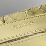 Fake Bottega Veneta Medium Andiamo Bag Ice Cream - Image 6