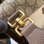 GUCCI SHOULDER BAG - Image 6