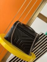 Replica Saint Laurent LouLou Small Chain Bag Noir - Image 6