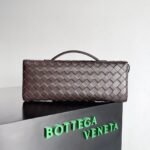 Replica Bottega Veneta Andiamo Clutch with Handle Fondant - Image 8