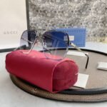 GUCCI SUNGLASSES - Image 2