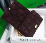 Top Quality Replica Bottega Veneta Chain Cassette Bag In Fondant - Image 9
