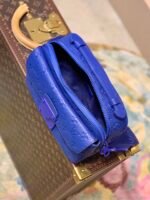 S LOCK SLING BAG - Image 8