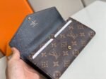 Louis Vuitton Sarah Wallet - Image 7