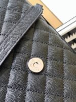 Replica Saint Laurent Envelope Medium Bag Noir - Image 9