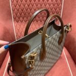 Gucc1 Retro bucket - Image 4