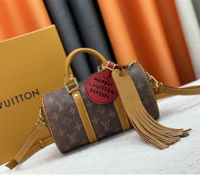 8C3DB8FC-2D13-C95F-0D2F-7883DB3980C7.jpg Louis Vuitton Monogram Dust Canvas Keepall Bandouliere 25 City Bag In Aged Natural - Image 1