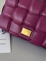 Top Quality Imitation Bottega Veneta Padded Cassette Bag In Cinnabar - Image 2