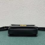 Top Quality Knockoff Celine Triomphe Large Bag In Black - Image 4