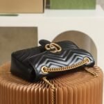 GG Marmont small matelasse shoulder bag - Image 2