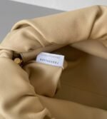 Knockoff Bottega Veneta The Chain Pouch Bag Porridge - Image 2