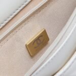 Chanel classic chain wallet - Image 6