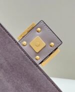 Baguette bag in dove gray - Image 3