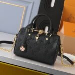 Louis Vuitton Other Leathers Speedy Bandouliere 20 Handbag In Black