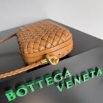 Replica Bottega Veneta Knot Minaudiere On Strap Camel Intreccio Lambskin - Image 3