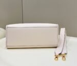 Fendi Sunshine Medium - Image 9
