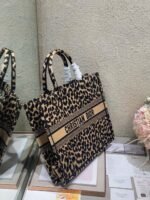 Dior Large Book Tote Bag Fake in Beige Multicolor Mizza Embroidery - Image 4