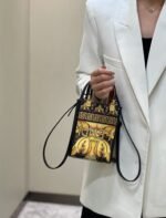 Fendi Sunshine shopper - Image 2