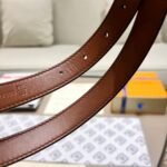 LV Diamond Plug Outlet - Image 3