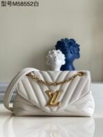 LV NEW WAVE CHAIN BAG
