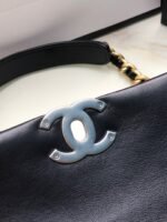 Chanel 19 small - Image 8