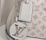 LV Mahina Beaubourg MM Hobo In Off White - Image 9