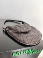 Replica Bottega Veneta Gemelli Medium Bag Fondant - Image 9