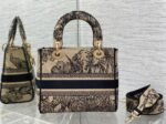 Dior Lady D-Lite Medium Bag Fake in Beige Toile de Jouy Voyage Embroidery - Image 6