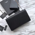 KATE MEDIUM IN GRAIN DE POUDRE EMBOSSED LEATHER - Image 8