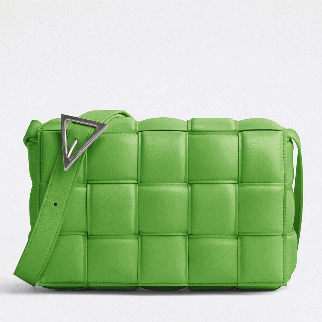 9B27D9B0-CB2A-E359-DCE5-E897B3985914.jpg Top Quality Fake Bottega Veneta Padded Cassette Bag In Acid Green - Image 1
