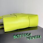 Replica Bottega Veneta Large Arco Tote Bag Kiwi - Image 10