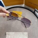LOUIS VUITTON CLOCKWISE CANVAS SUNGLASSES - Image 6