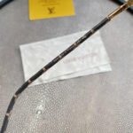 LV GOLD AVIATOR SUNGLASSES - Image 3