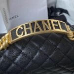 BOY CHANEL FLAP BAG WITH HANDLE - Image 3