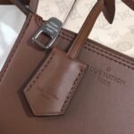 Louis Vuitton Mahina Leather Hina PM - Image 3