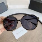 Round Sunglasses - Image 6