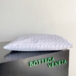 Fake Bottega Veneta Small Hop Bag Oyster - Image 6